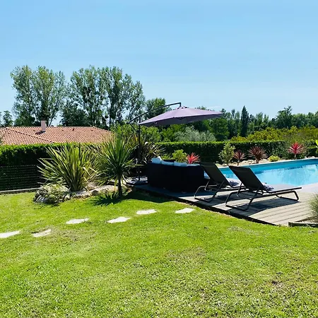 Villa Grande Maison Avec Piscine Privee *